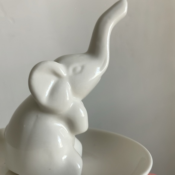 •| ceramic ring holder - Picture 6 of 8